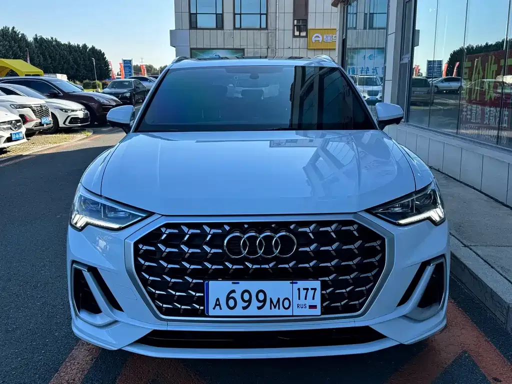 Audi Q3 — фото 3