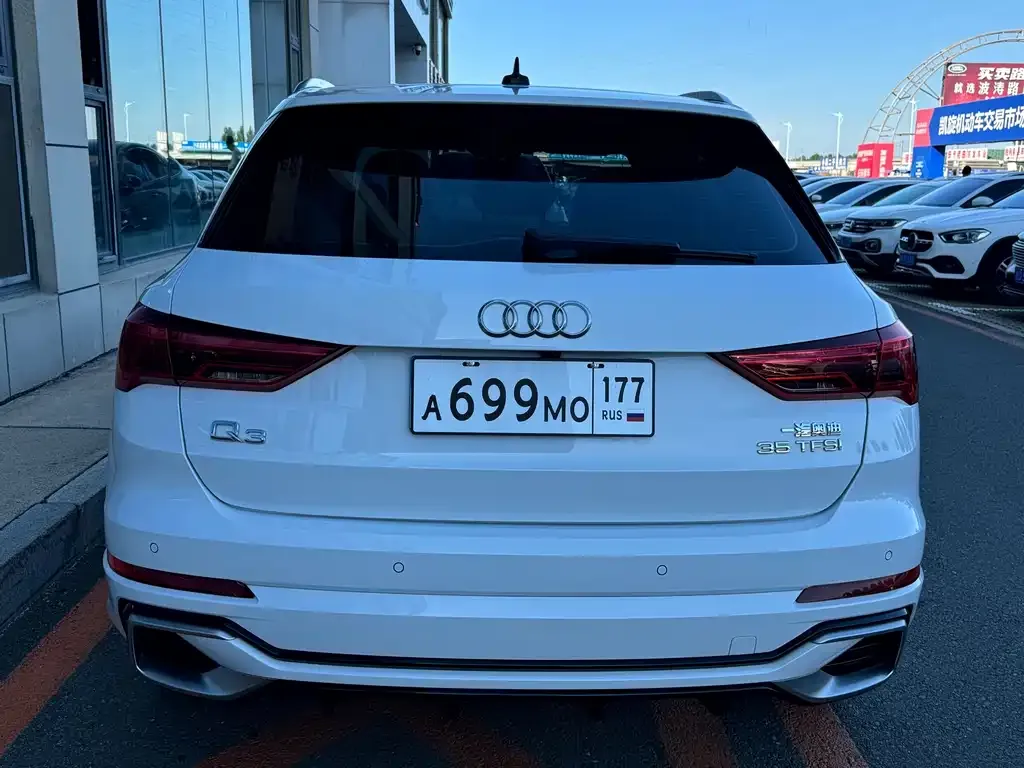 Audi Q3 — фото 4