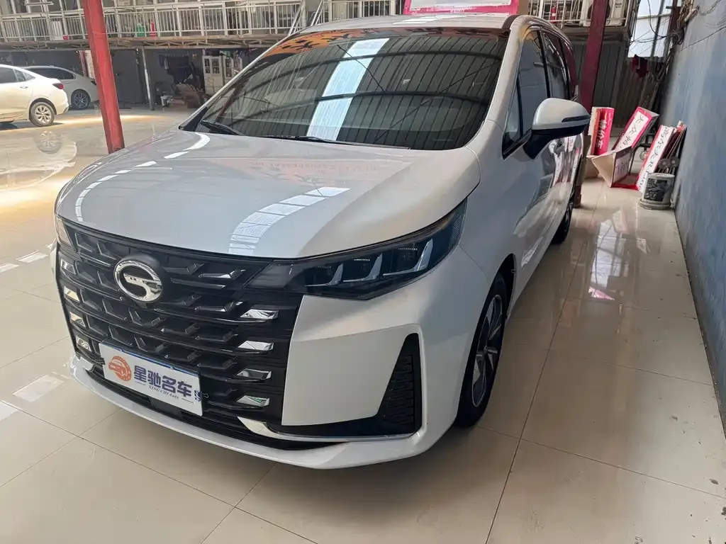 GAC Motor Trumpchi M6 — фото 10