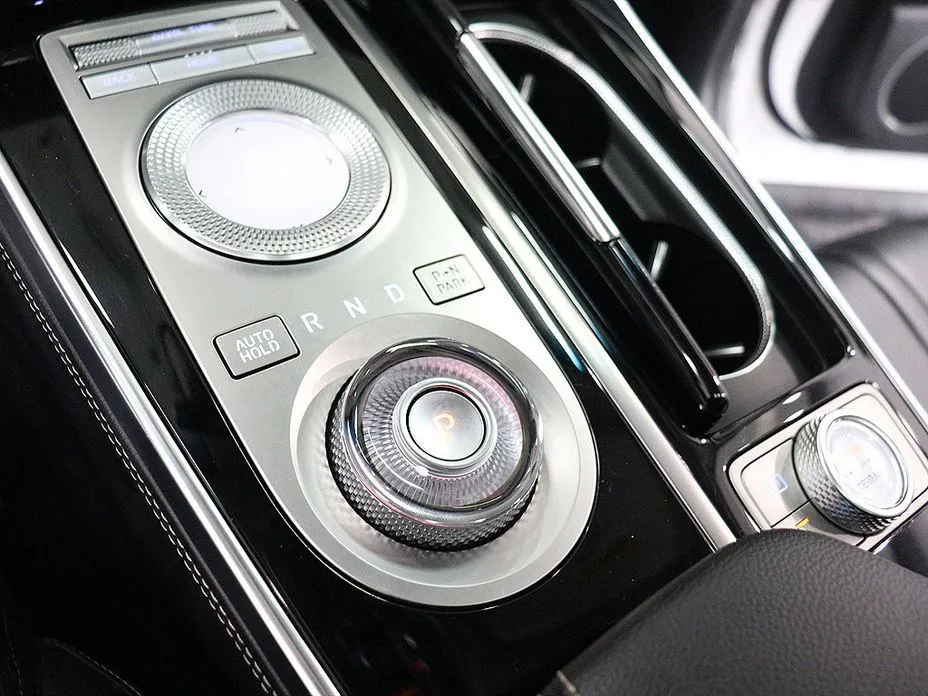 Genesis GV80 — фото 10