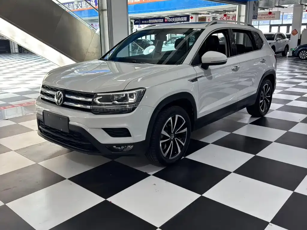 Volkswagen Tharu — фото 1