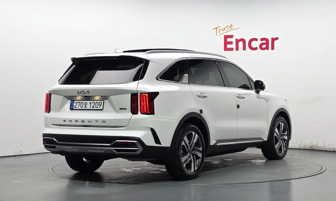 Kia Sorento — фото 4