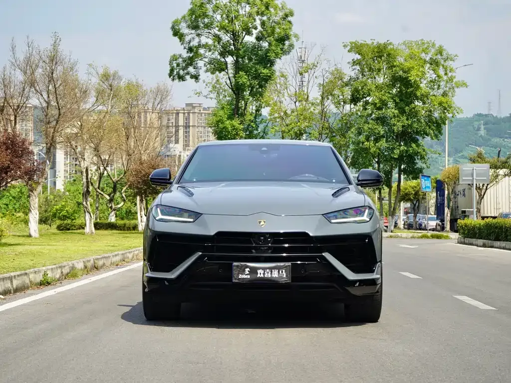 Lamborghini Urus — фото 7