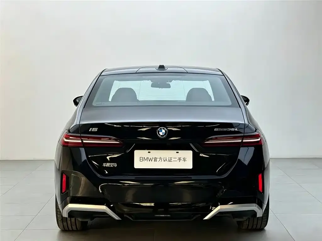 BMW i5 — фото 6