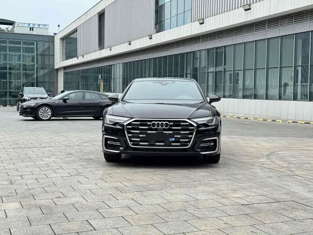 Audi A6L — фото 5
