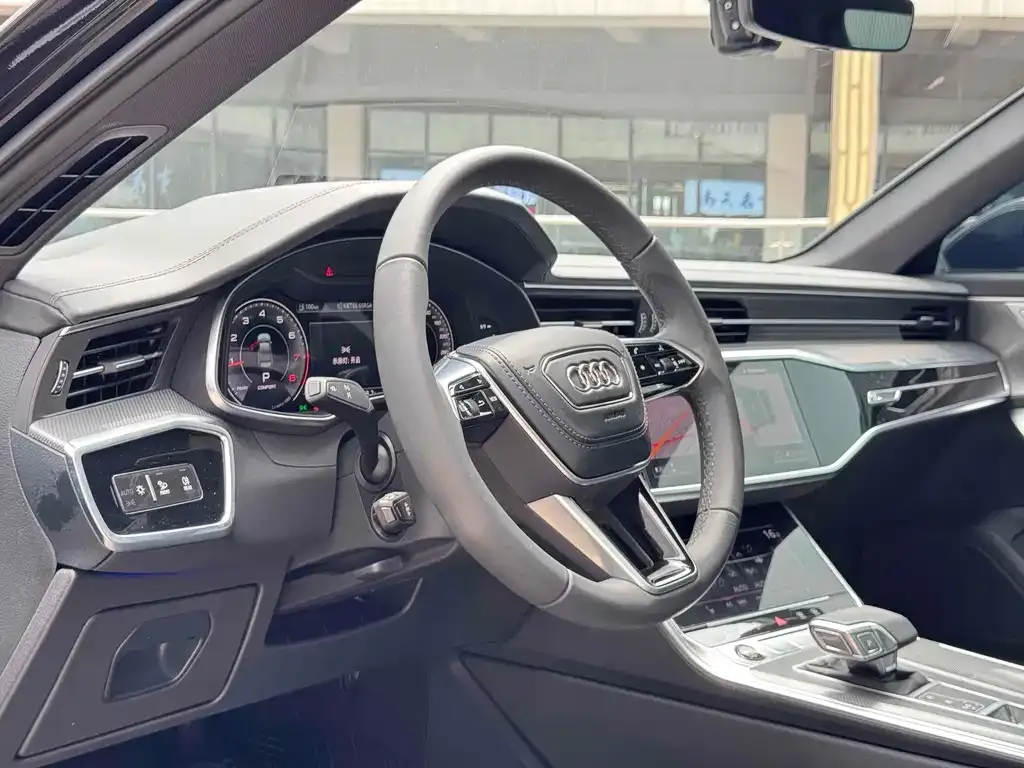 Audi A6L — фото 3
