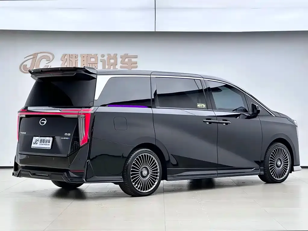 GAC Motor Trumpchi M8 — фото 4