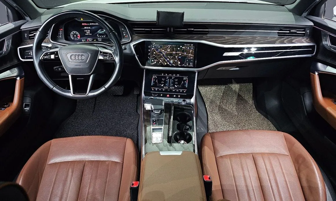 Audi A6 — фото 10