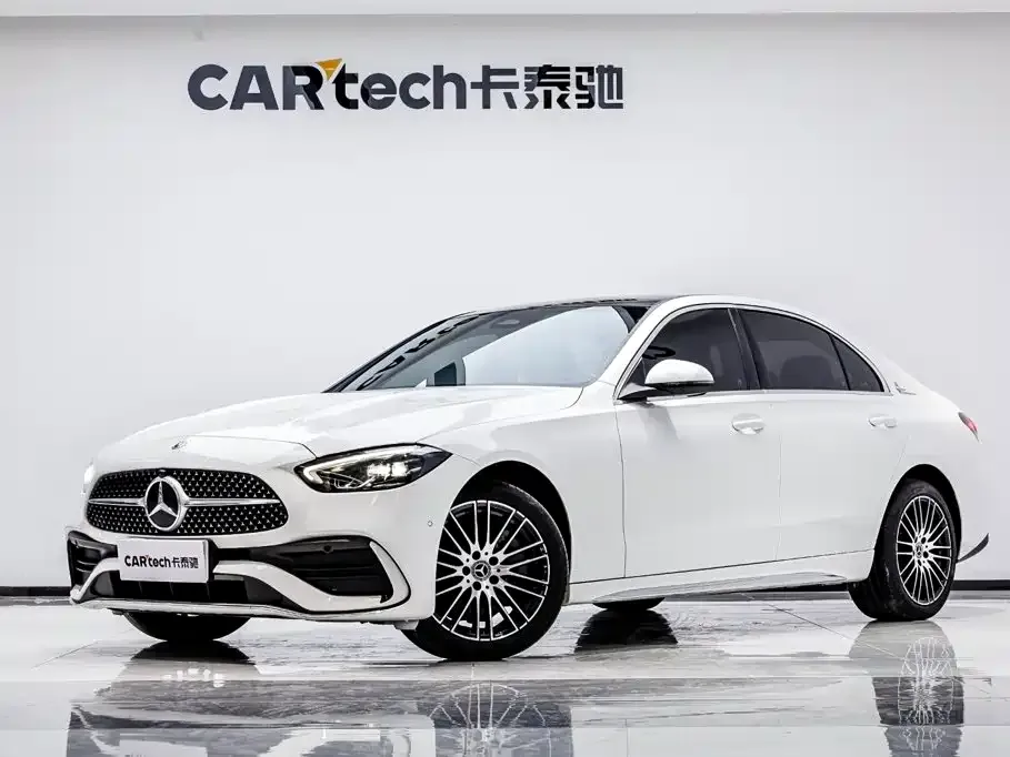 Mercedes-Benz C-Class — фото 1