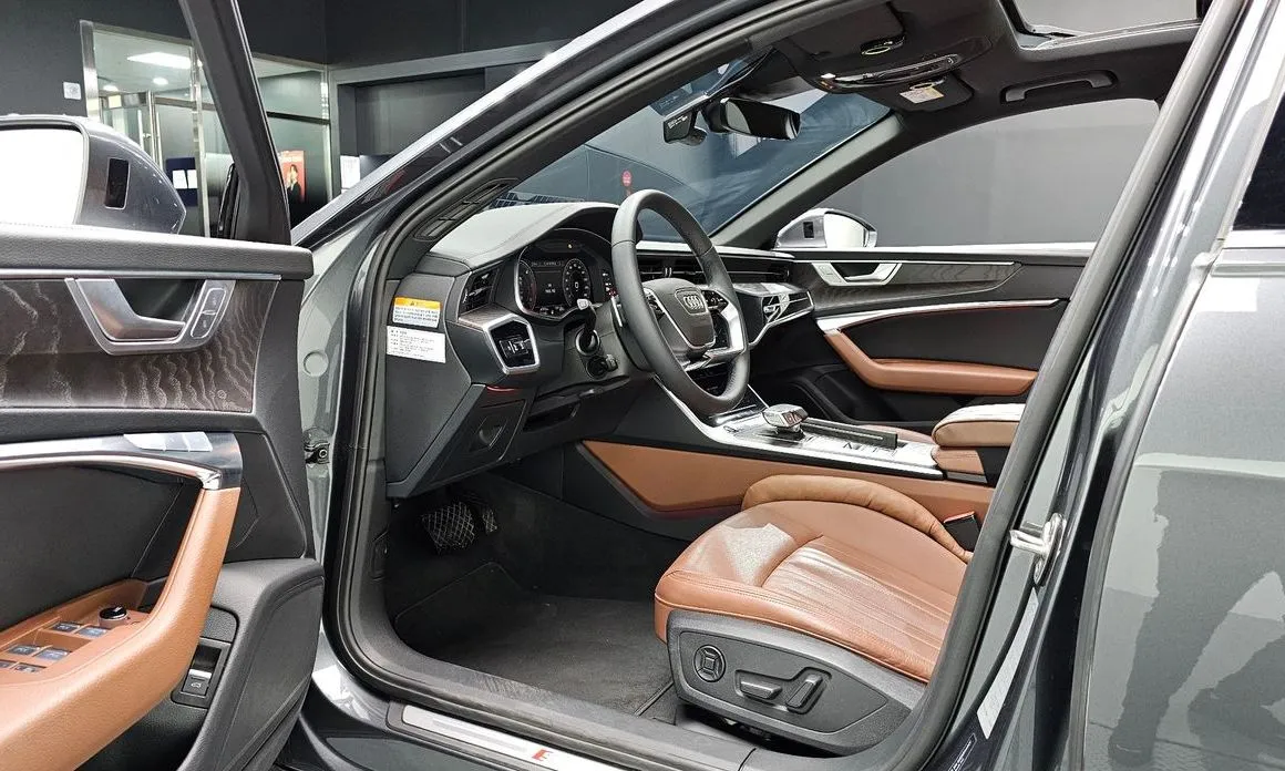 Audi A6 — фото 10