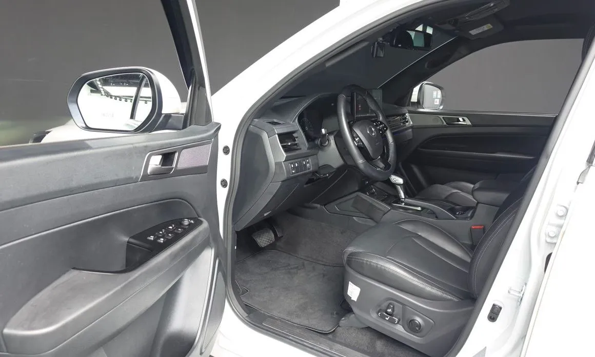 KG Mobility (Ssangyong) Rexton — фото 3