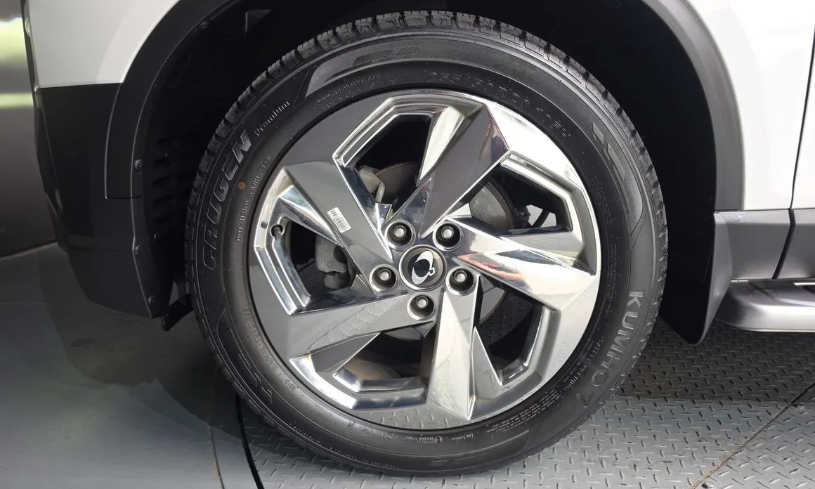 KG Mobility (Ssangyong) Rexton — фото 10