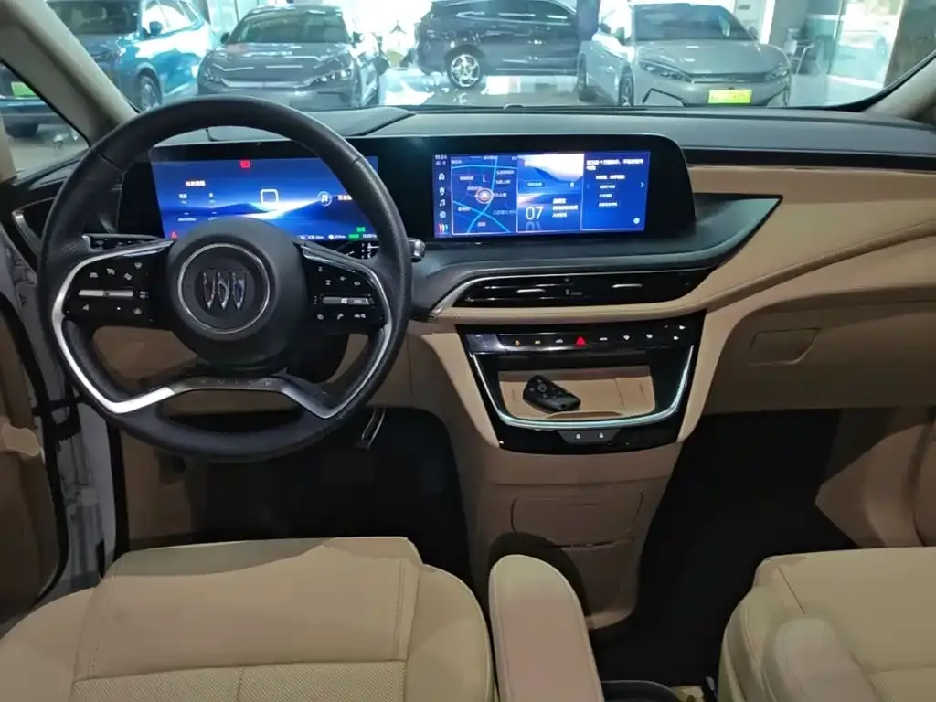 Buick GL8 Hybrid — фото 6