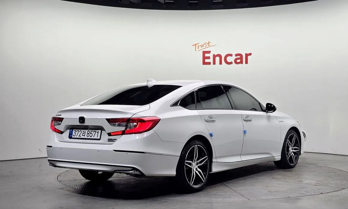 Honda Accord — фото 3