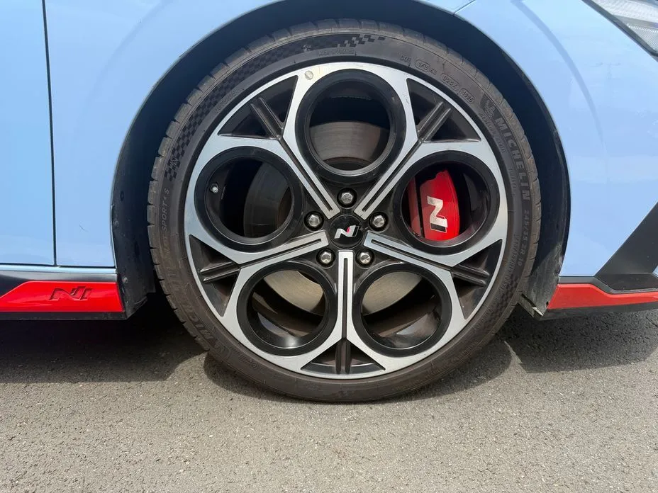 Hyundai AVANTE — фото 9