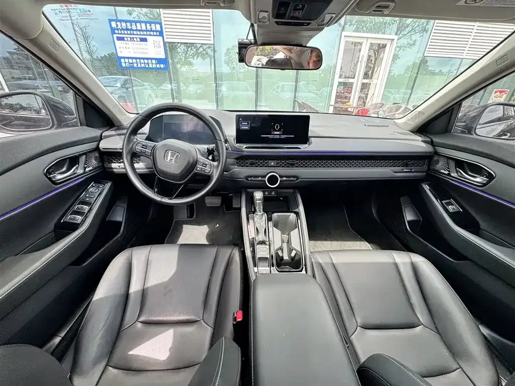 Honda Accord — фото 2