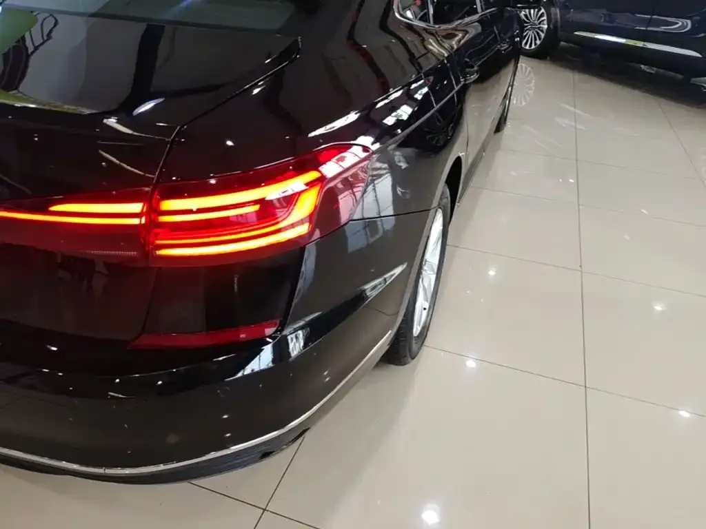Volkswagen Passat — фото 4