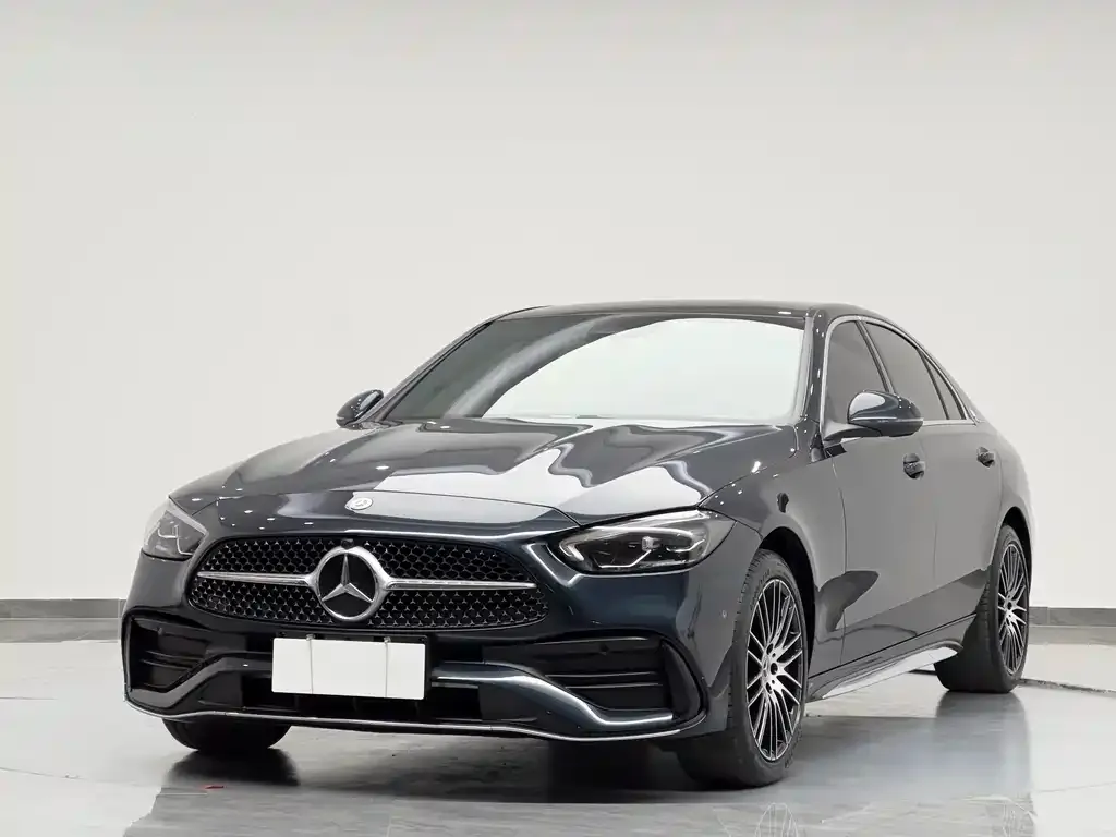 Mercedes-Benz C-Class — фото 1
