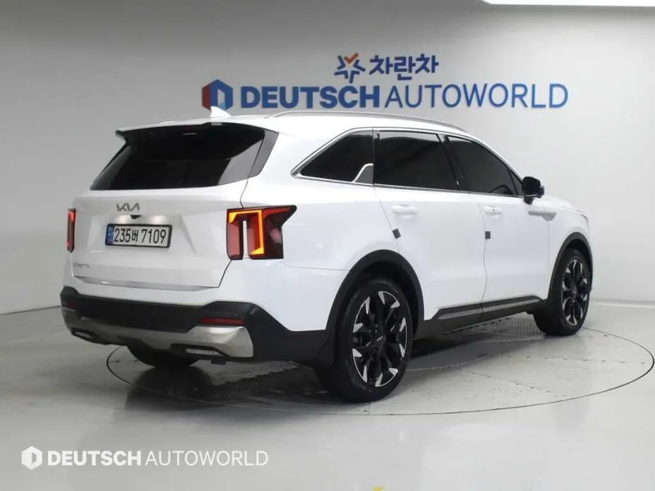 Kia Sorento — фото 4