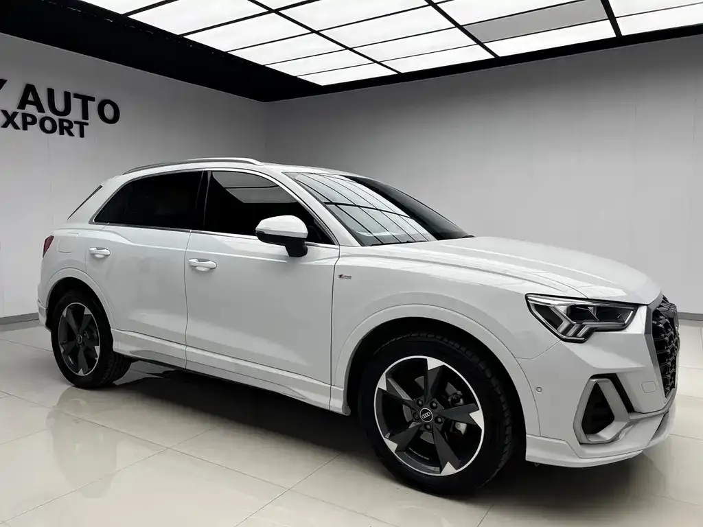 Audi Q3 — фото 5