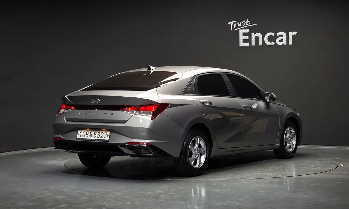 Hyundai AVANTE — фото 2