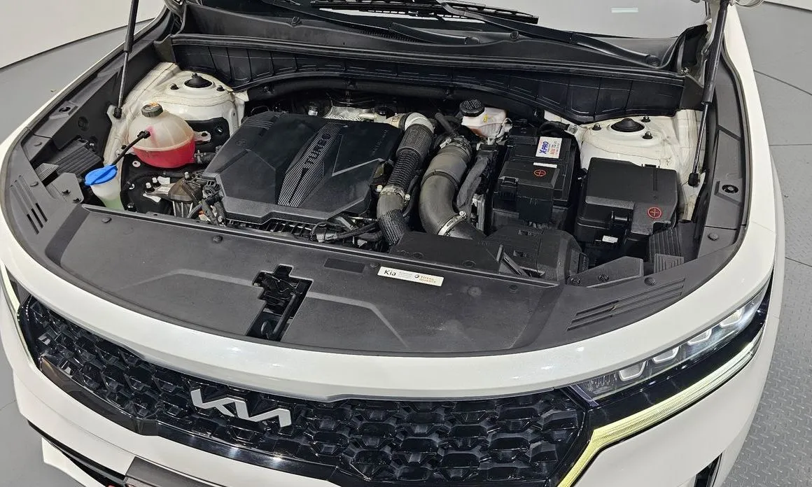 Kia Sorento — фото 10