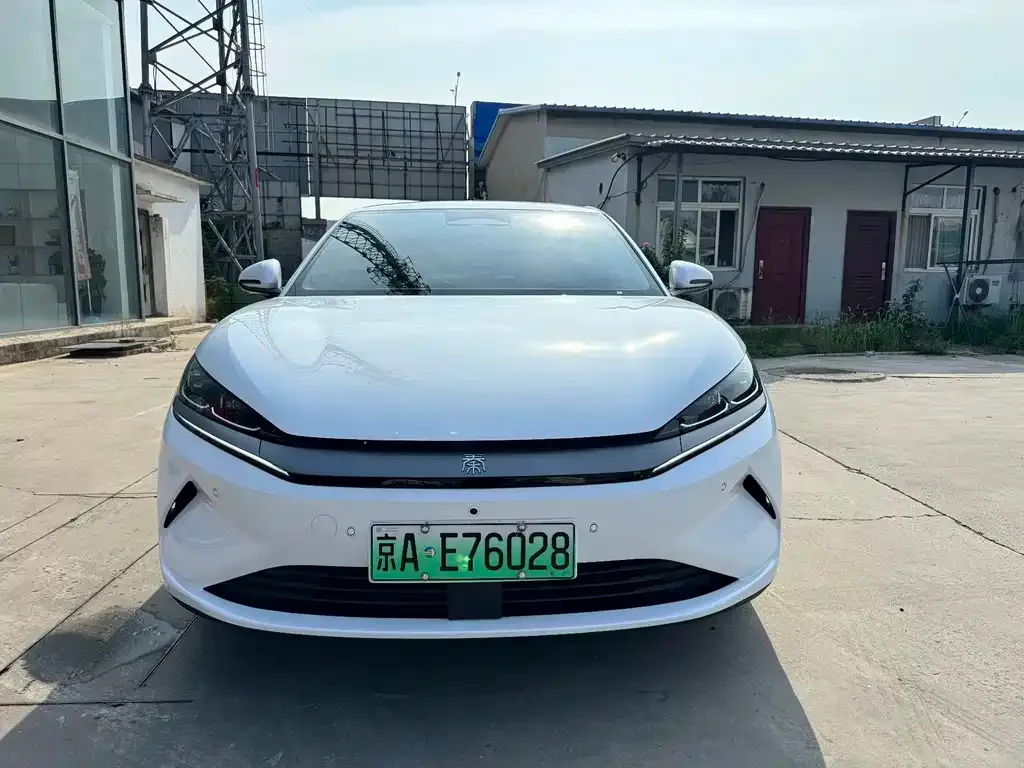 BYD Qin L — фото 8