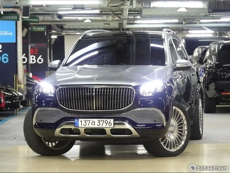 Mercedes-Benz GLS-Class Maybach GLS600 4MATIC Manufakur 1