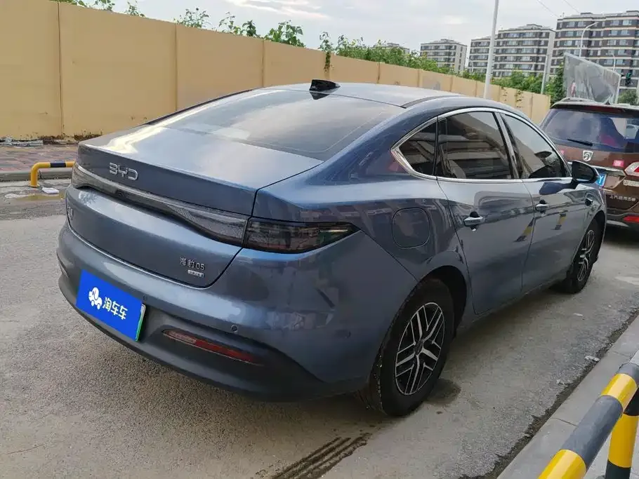 BYD Seal 05 DM-i — фото 9