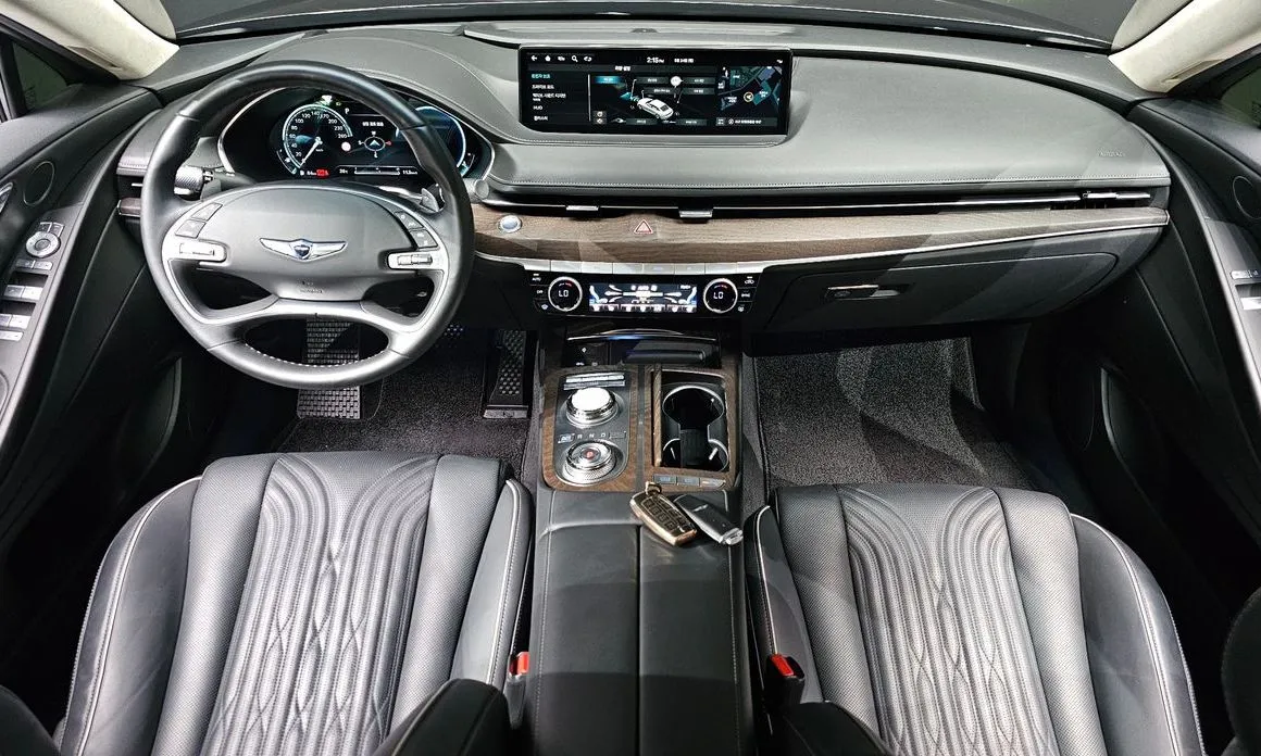 Genesis G80 — фото 9