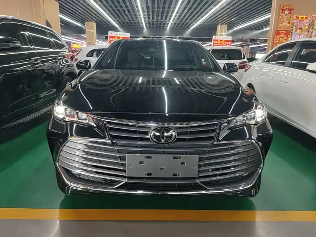 Toyota Avalon — фото 2