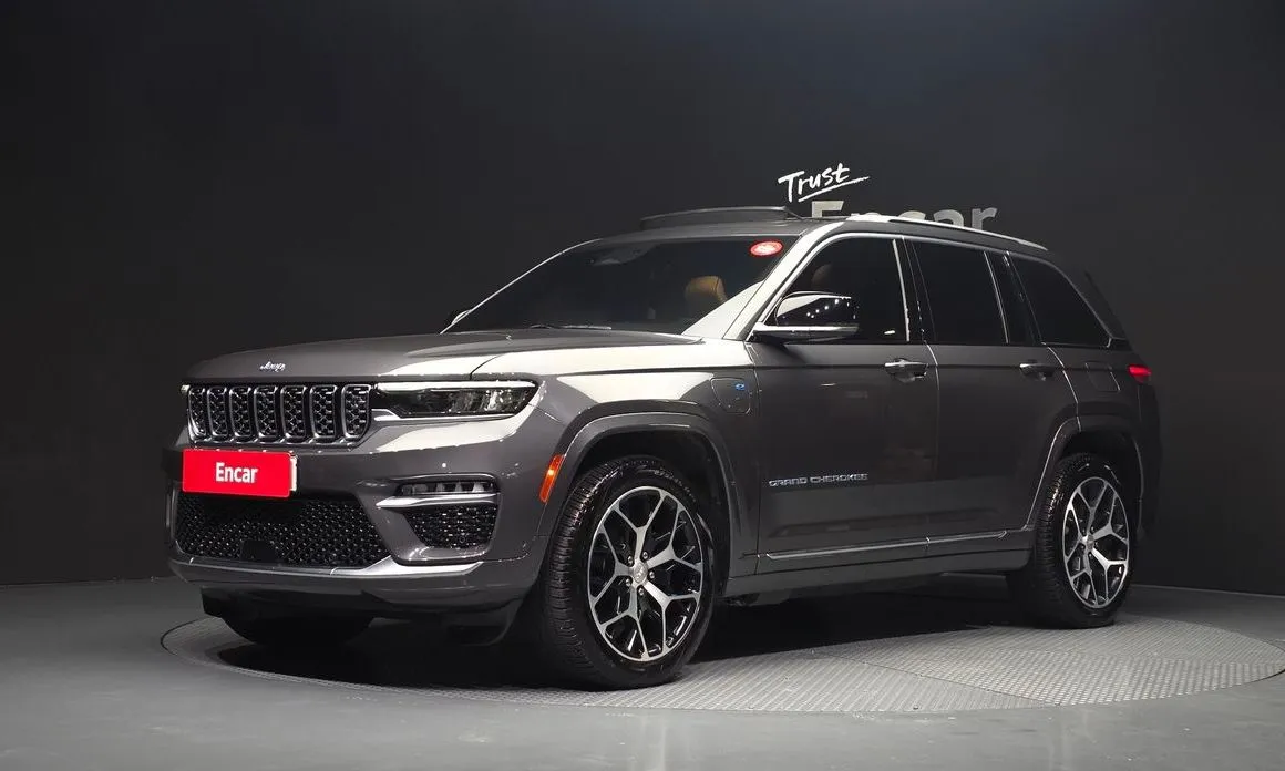 Jeep Cherokee — фото 1