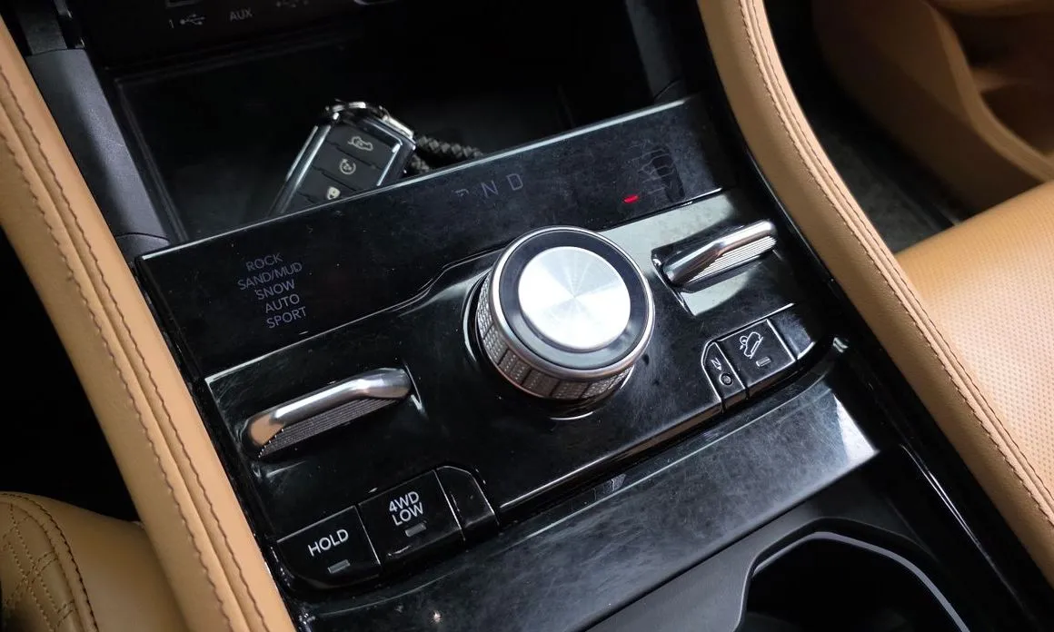 Jeep Cherokee — фото 9