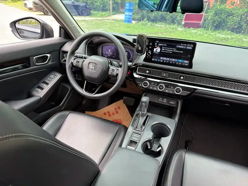 Honda Civic — фото 2