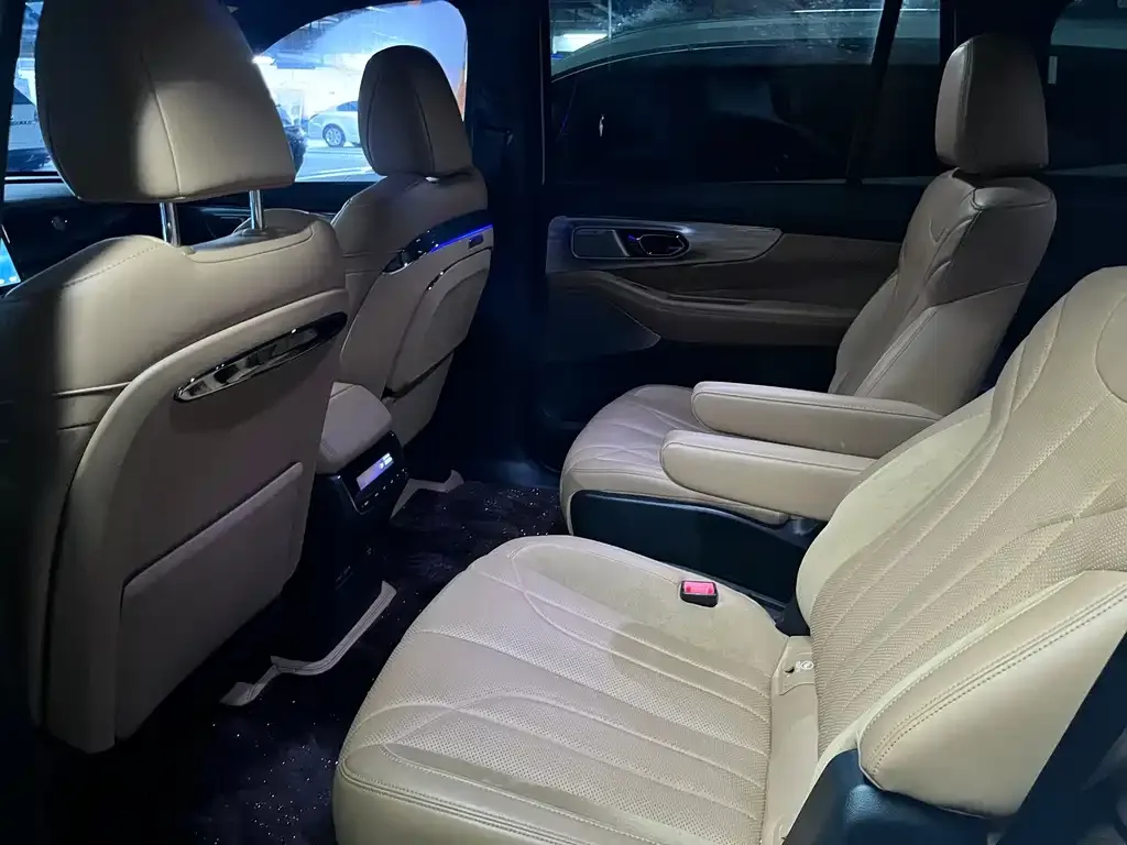 GAC Motor Trumpchi ES9 — фото 6