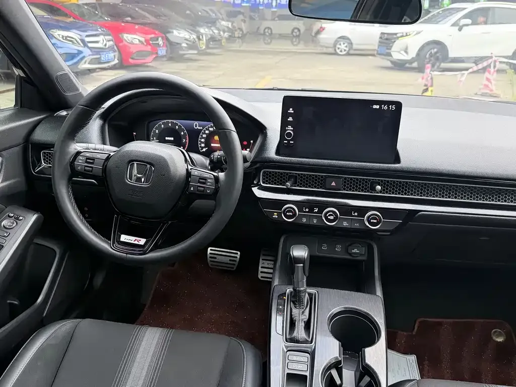 Honda Civic — фото 7
