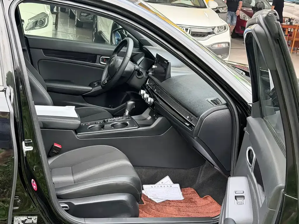 Honda Civic — фото 4