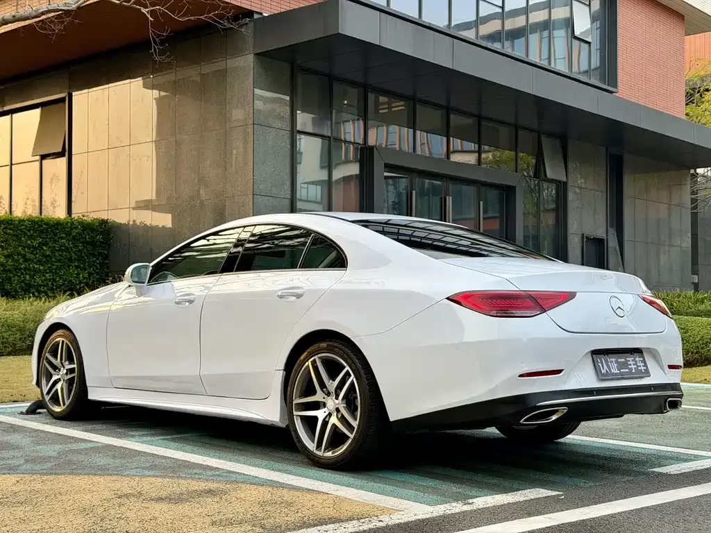 Mercedes-Benz CLS — фото 8