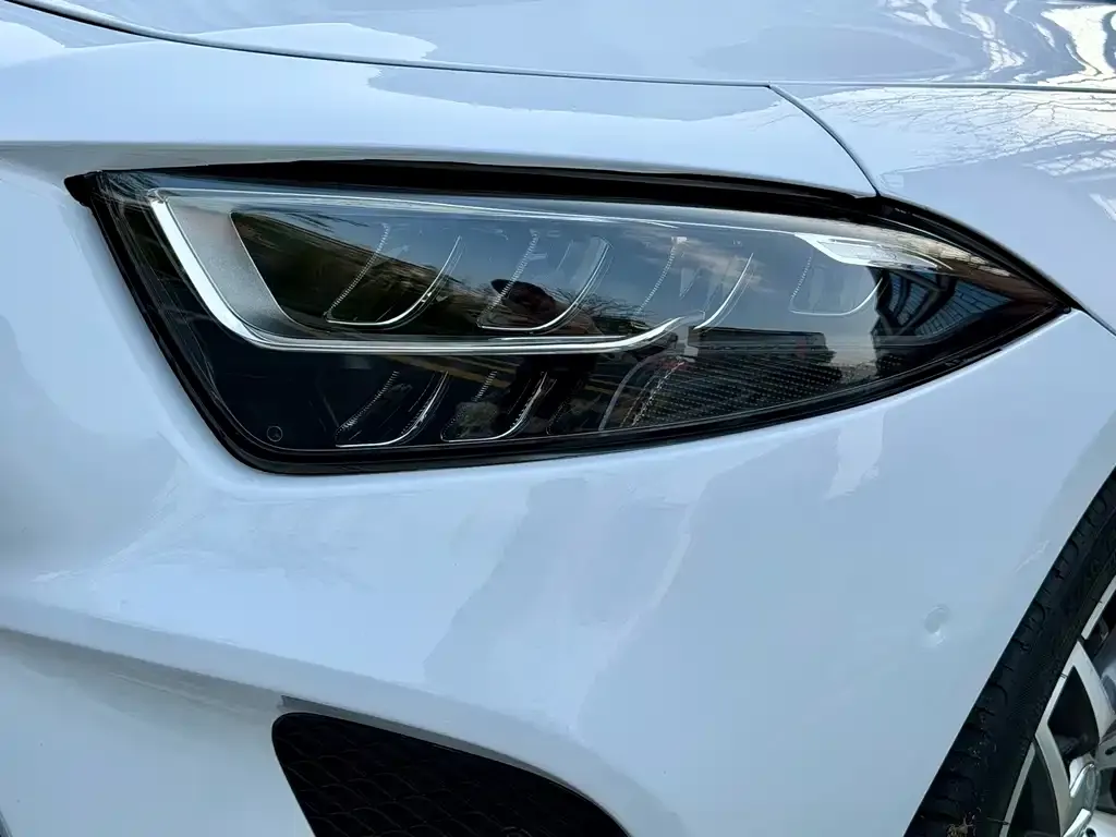 Mercedes-Benz CLS — фото 2
