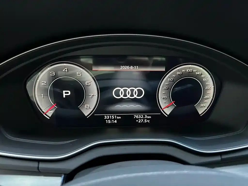 Audi Q5L — фото 2