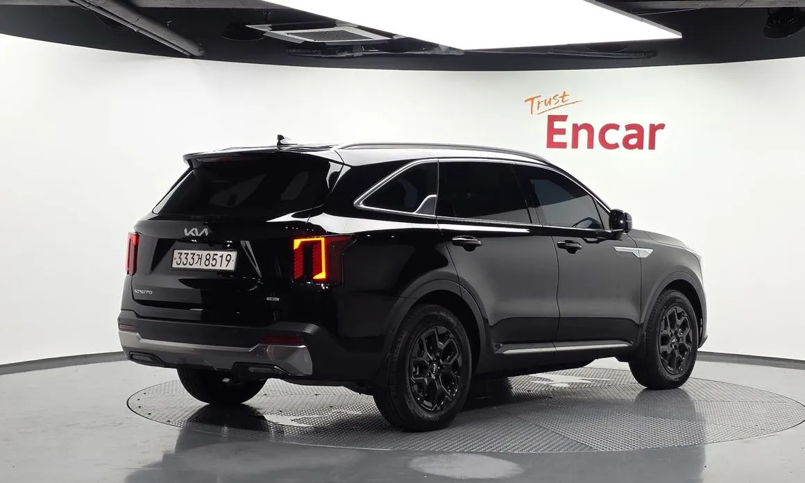 Kia Sorento — фото 5