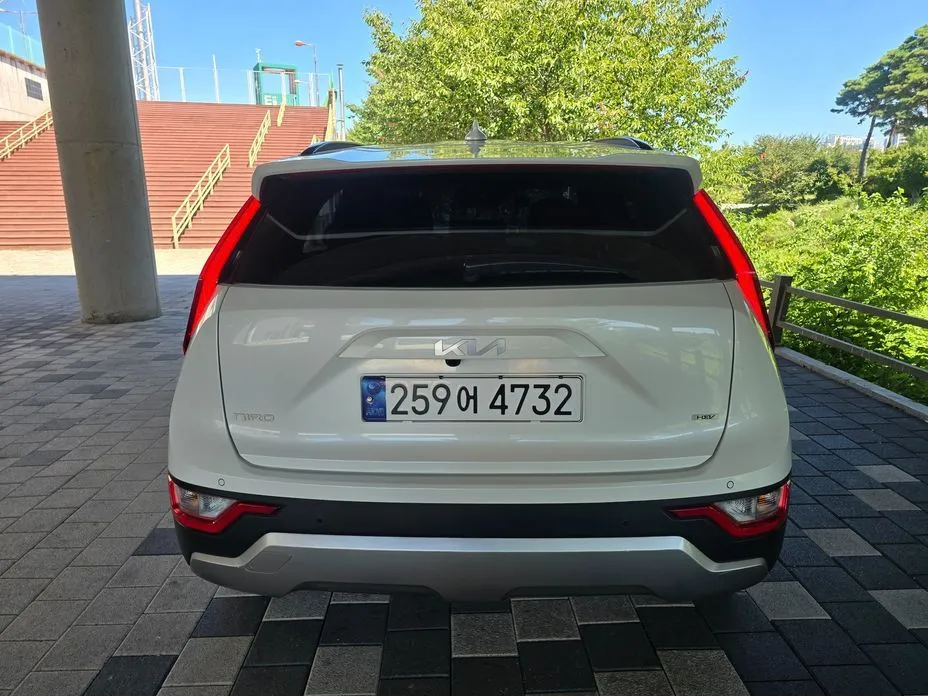 Kia Niro — фото 10