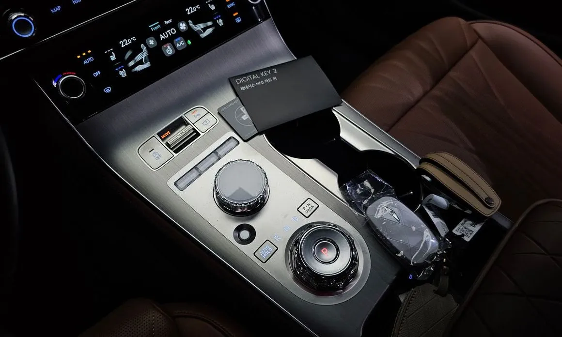 Genesis GV70 — фото 4