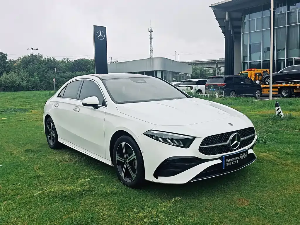 Mercedes-Benz A-Class — фото 6