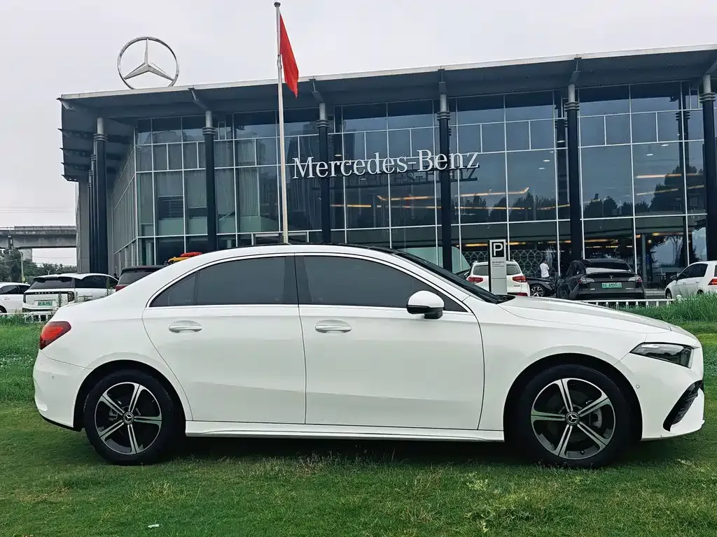 Mercedes-Benz A-Class — фото 3