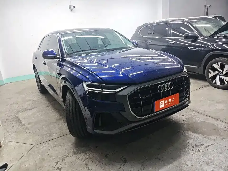 Audi Q8 — фото 8