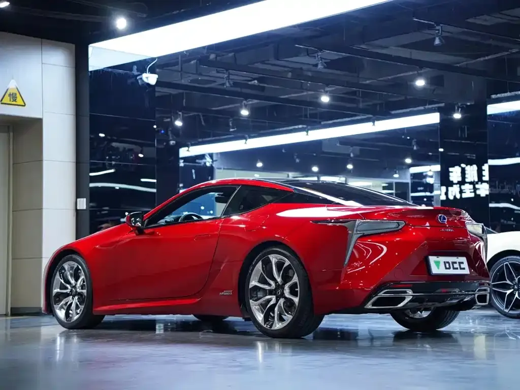 Lexus LC — фото 7