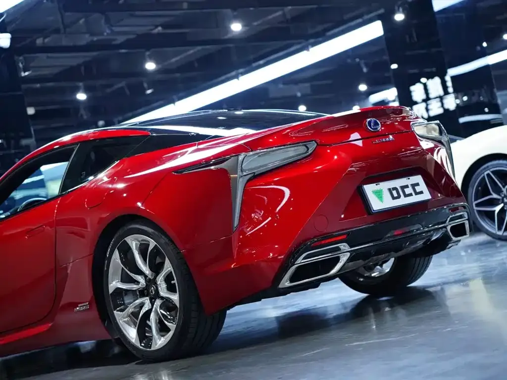 Lexus LC — фото 8