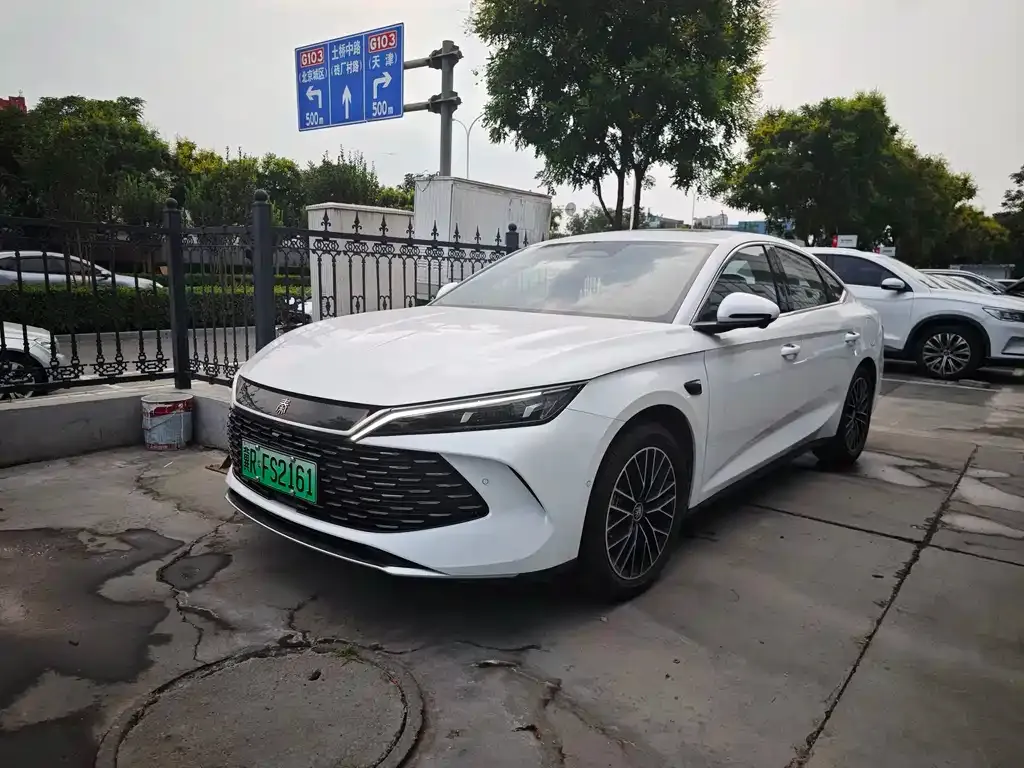 BYD Qin L — фото 1