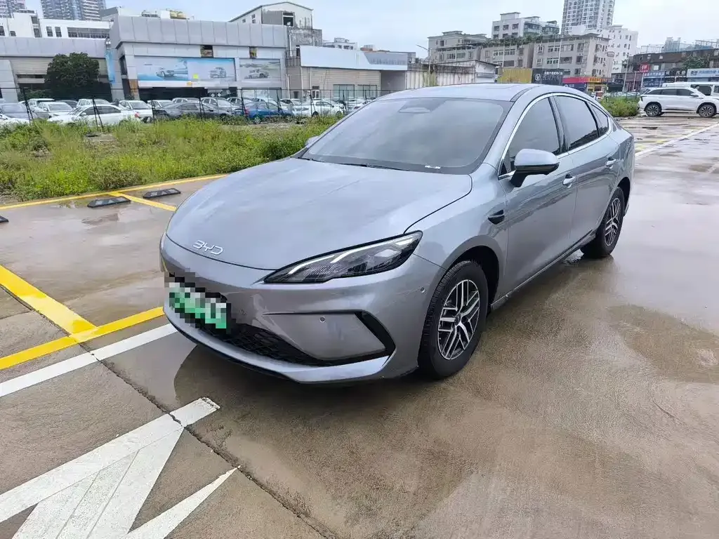 BYD Seal 05 DM-i — фото 1